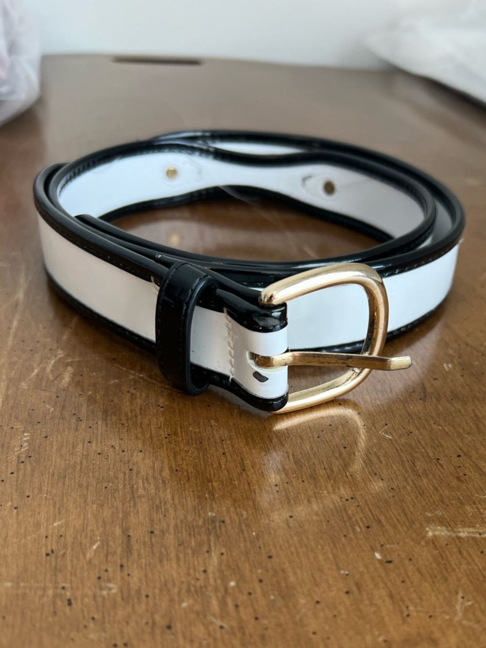 💕 Elegant Black‎ and White Belt with Gold Buckle